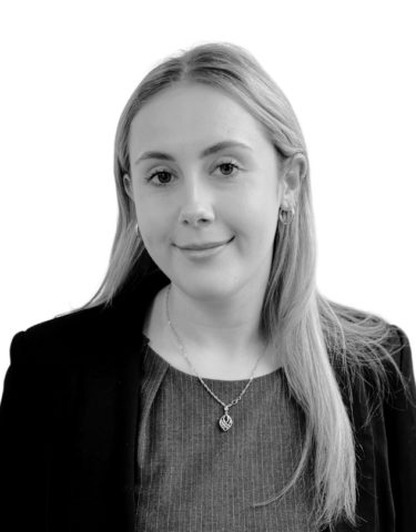 Amanda Welch Image of Amanda Welch, private client legal assistant.